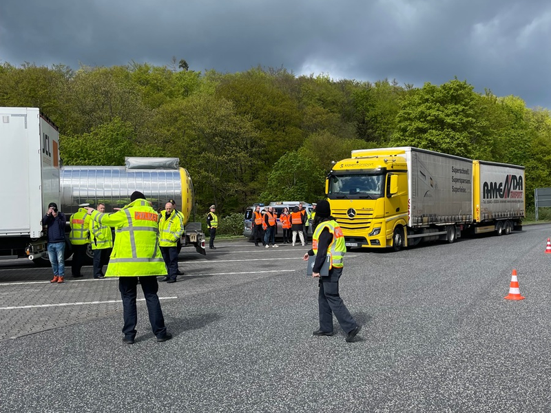 POL-WI: Länderübergreifender Aktionstag sicher.mobil.leben - Güterverkehr im Blick - Polizeiliche Bilanz in Hessen - Foto: presseportal.de