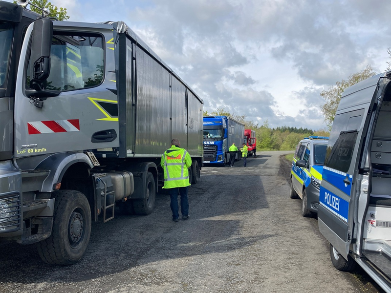 POL-WE: Länderübergreifender Aktionstag sicher.mobil.leben - Güterverkehr im Blick - Polizeiliche Bilanz in Hessen - Foto: presseportal.de