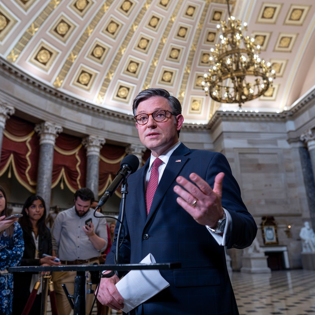 Der Vorsitzende des Repräsentantenhauses Mike Johnson. - Foto: J. Scott Applewhite/AP