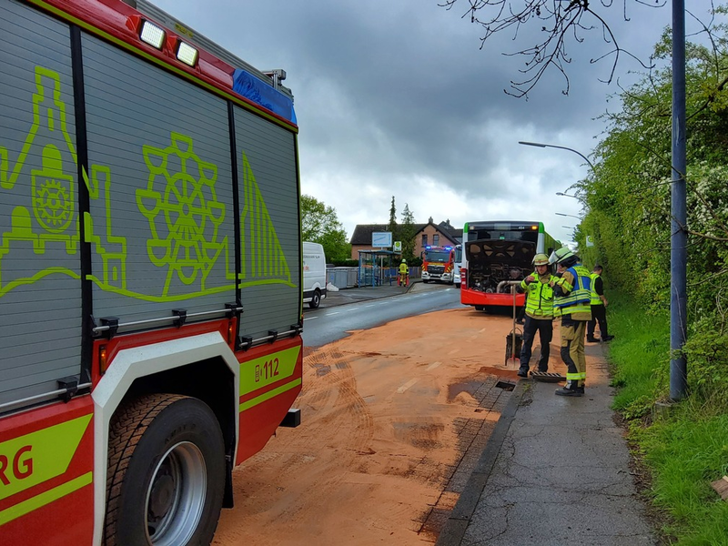 FW-EN: Massive Betriebsmittelspur durch das Stadtgebiet beschäftigt Feuerwehr - Foto: presseportal.de