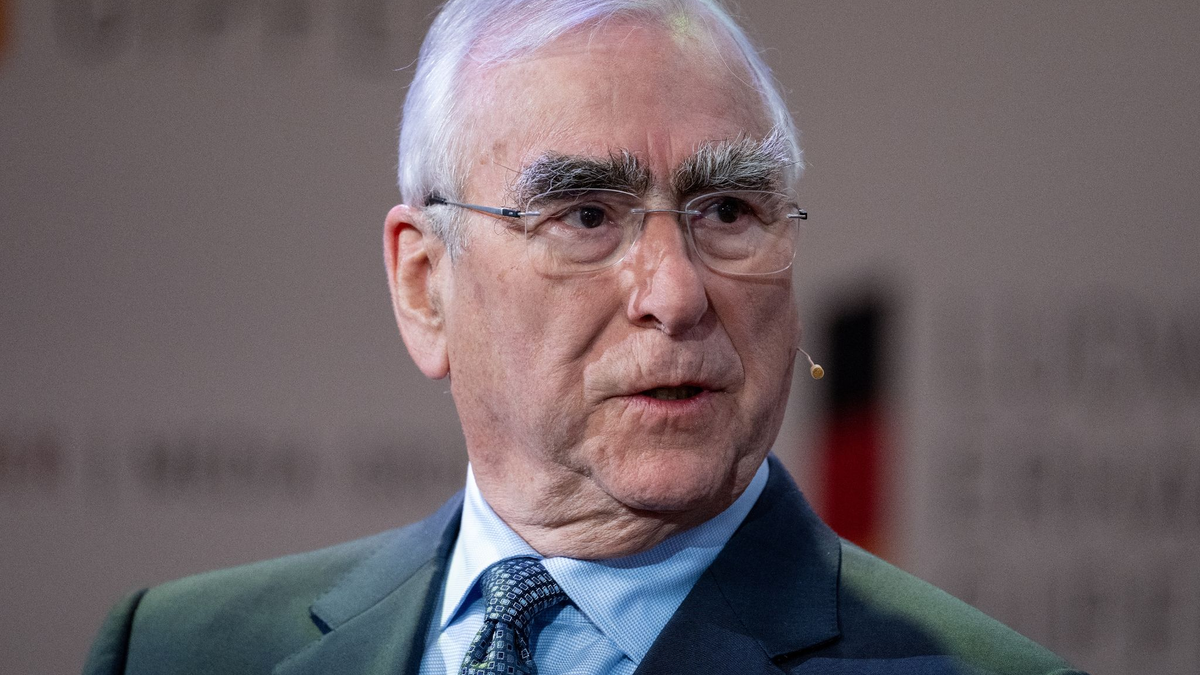 Theo Waigel blickt auf ein «ungewöhnlich reiches Leben» zurück. - Foto: Sven Hoppe/dpa