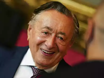 Richard Lugner heiratet zum sechsten Mal. - Foto: Eva Manhart/APA/dpa