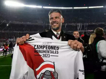 Martin Demichelis trainiert derzeit den argentinischen Club River Plate. - Foto: Gustavo Garello/AP/dpa