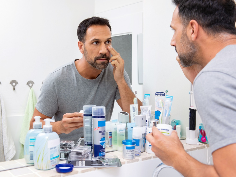 Mülltrennung im Bad: Wohin mit leerem Deoroller, Mascara & Co.? - Foto: presseportal.de