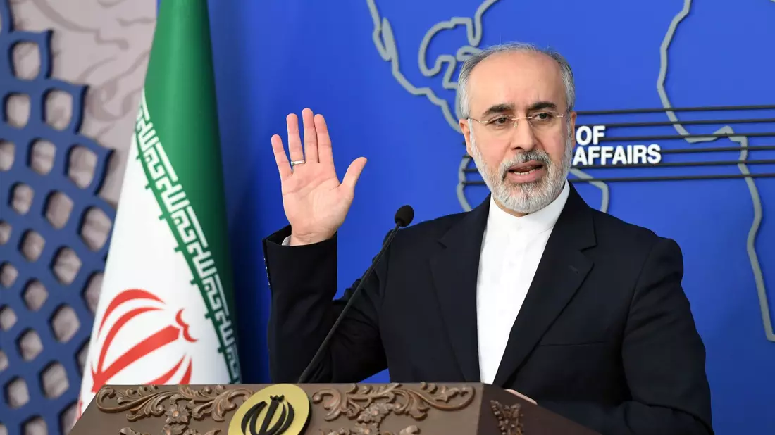 Der Sprecher des iranischen Außenministeriums: Nasser Kanaani. - Bild: Shadati/Xinhua/dpa