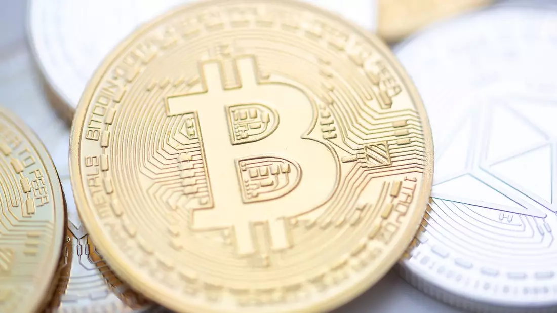 Der Bitcoin errreichte nach den US-Wahlen ein neues Allzeithoch (Symbolbild). - Bild: Fernando Gutierrez-Juarez/dpa