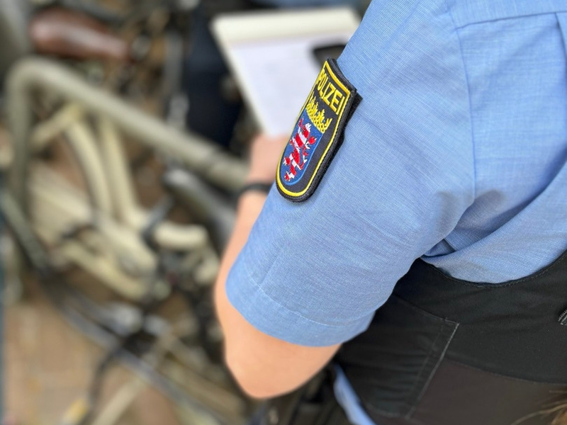 FW Paderborn: Gemeldeter Wohnungsbrand mit Menschenleben in Gefahr in der Rosenstraße - Foto: presseportal.de