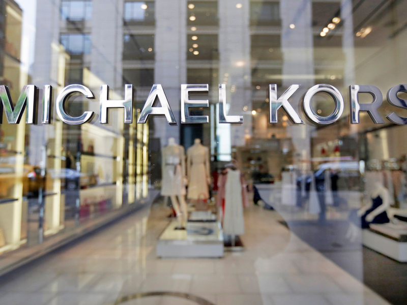Ziel der Fusion ist auch der Ausbau des internationalen Geschäfts: Michael Kors ist stärker in Europa, während Coach gute Geschäft in China macht. - Foto: Richard Drew/AP/dpa