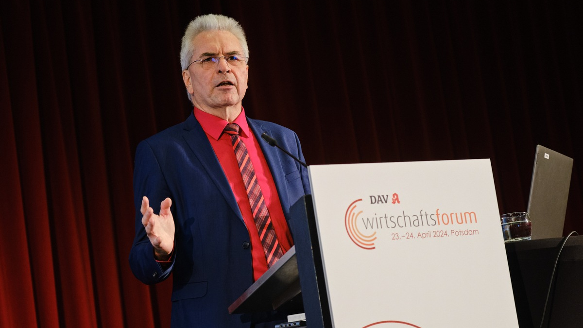 Apothekenwirtschaftsbericht: Betriebsergebnisse und Apothekendichte sinken - Foto: presseportal.de