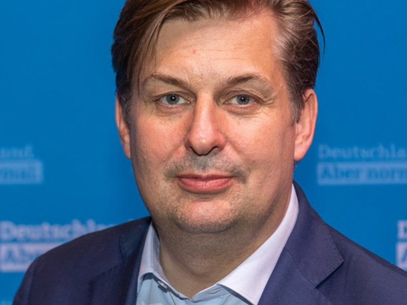 Maximilian Krah: Erklärung zur Festnahme meines Mitarbeiters - Foto: presseportal.de