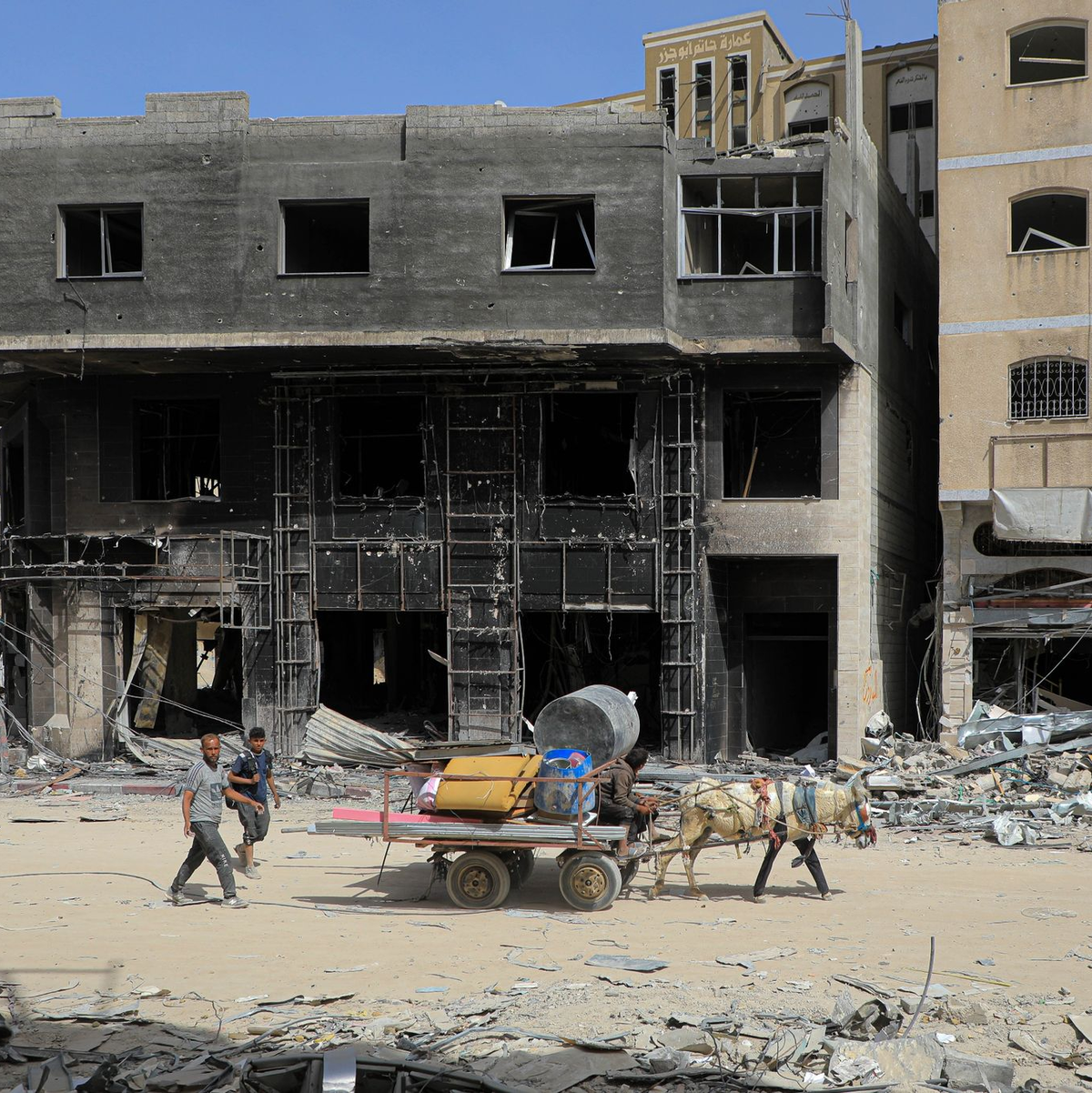 Zerstörung überall: Bis Ende Februar wurden nach Angaben des UN-Satellitenzentrums mehr als 31.000 Gebäude zerstört. - Foto: Rizek Abdeljawad/XinHua/dpa