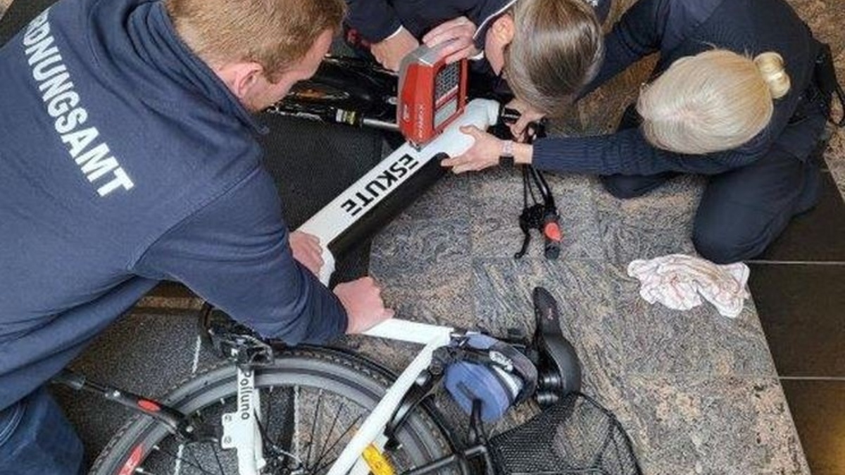 POL-OF: Drogenerkennung im Straßenverkehr - Beschulung und Kontrollen ; Erfolgreiche Fahrradcodieraktion; Mann soll Jugendliche unsittlich berührt haben und mehr - Foto: presseportal.de