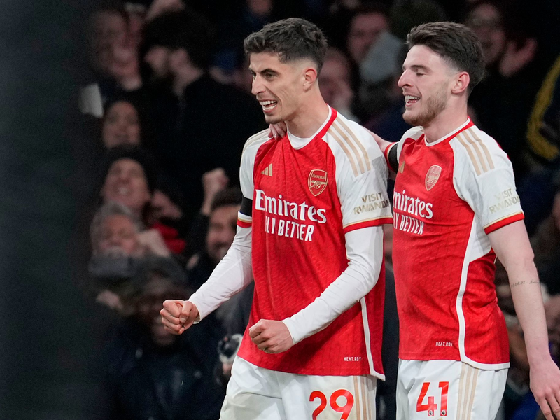 Für Kai Havertz (l) waren es die Saisontore Nummer zehn und elf. - Foto: Kin Cheung/AP/dpa