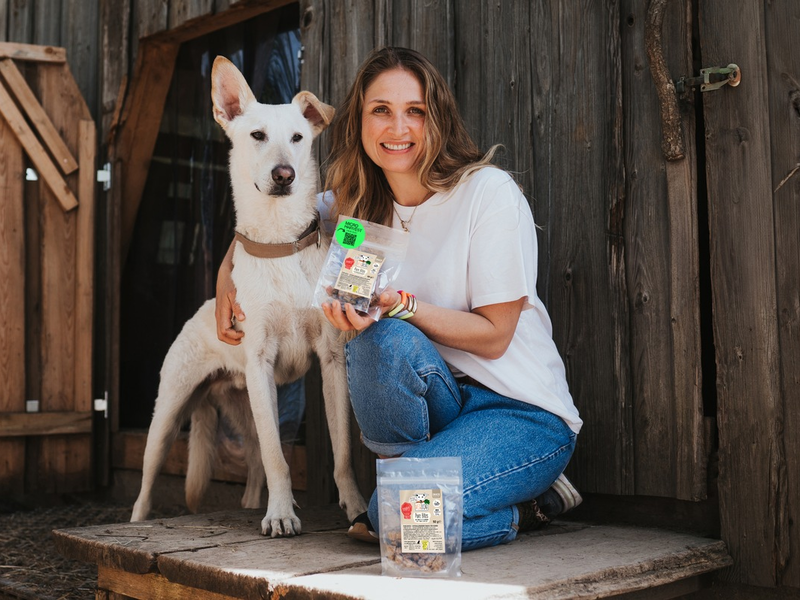 MicroHarvest und VEGDOG präsentieren innovatives Hunde-Leckerli mit bahnbrechendem Protein aus Mikroorganismen - Foto: presseportal.de