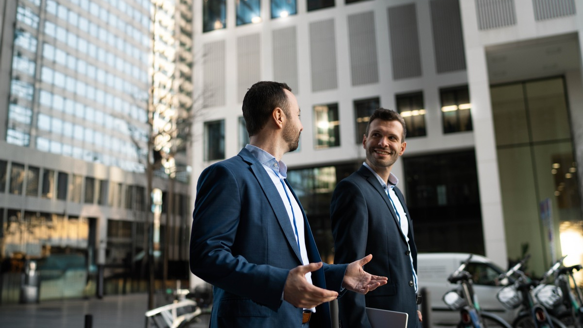 Kanzleibooster GmbH: Als Steuerberater eine große Kanzlei aufbauen - lohnt sich das wirklich? - Foto: presseportal.de