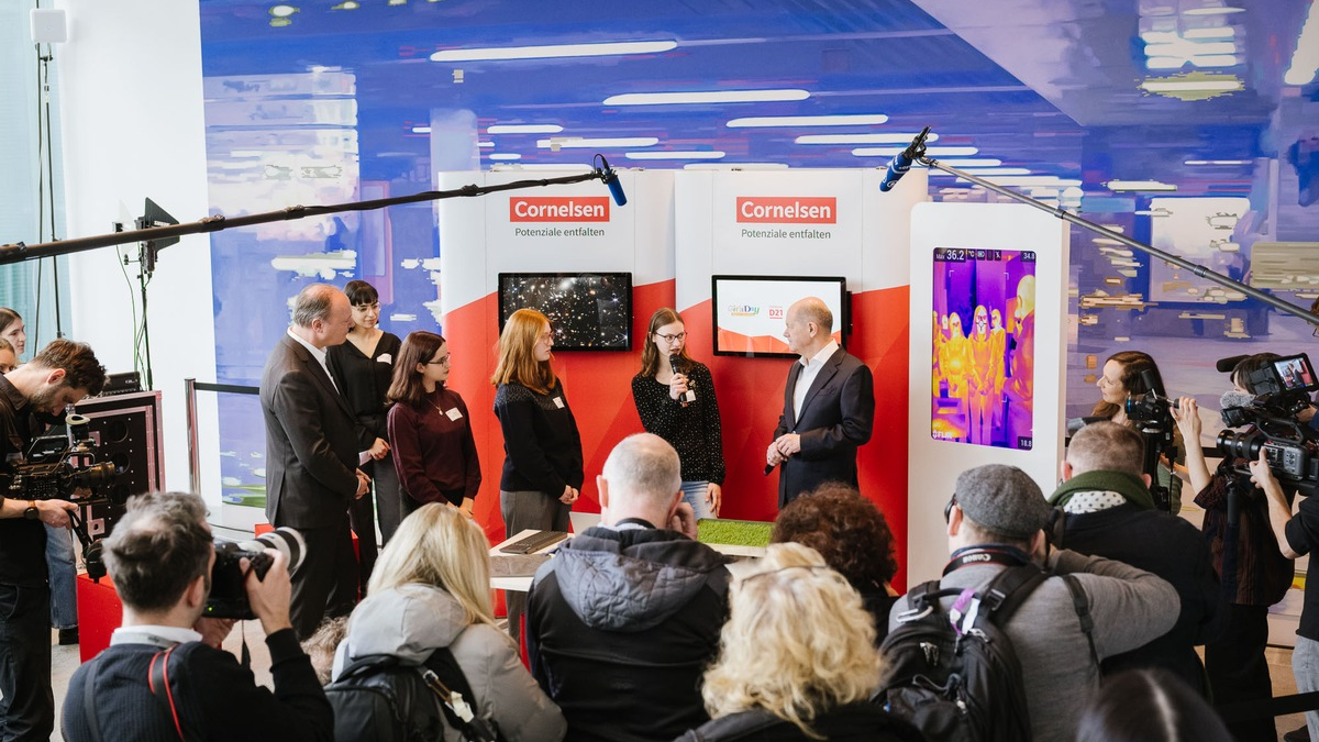 Mit MINT und KI nach den Sternen greifen / Cornelsen beim Girls' Day-Auftakt im Bundeskanzleramt - Foto: presseportal.de