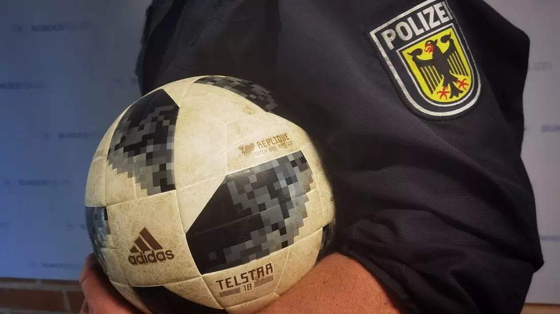 Bundespolizeidirektion München: Lindauer Firmen- und Behördenturnier 2026 / Bundespolizei lädt zum Fußballeinsatz ein - Bild: presseportal.de