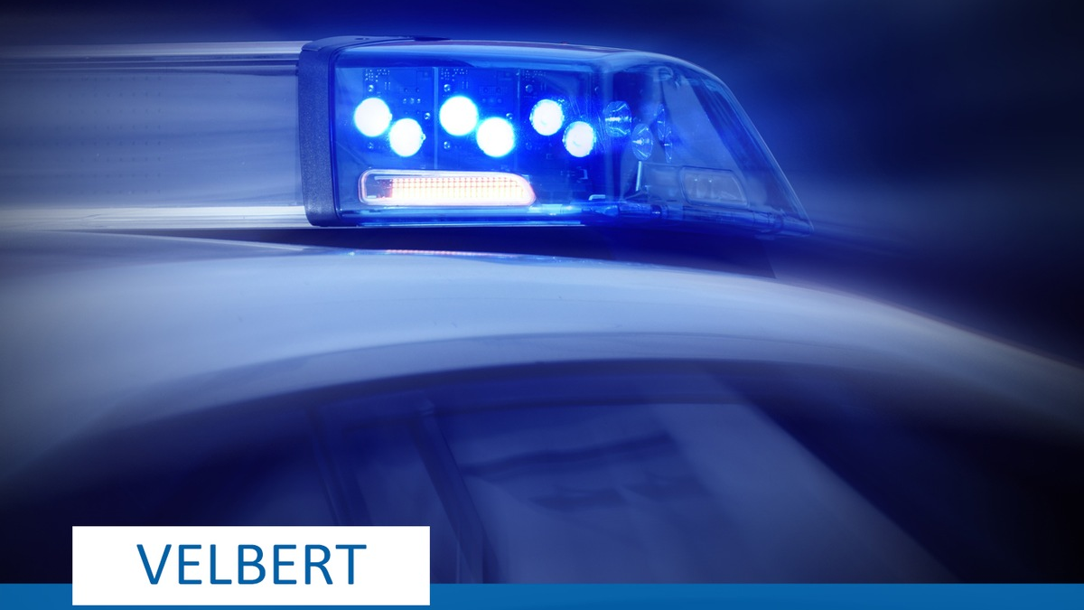 POL-ME: Internistischer Notfall am Steuer: Zeuge reanimiert 61-Jährigen - Velbert - 2404093 - Foto: presseportal.de