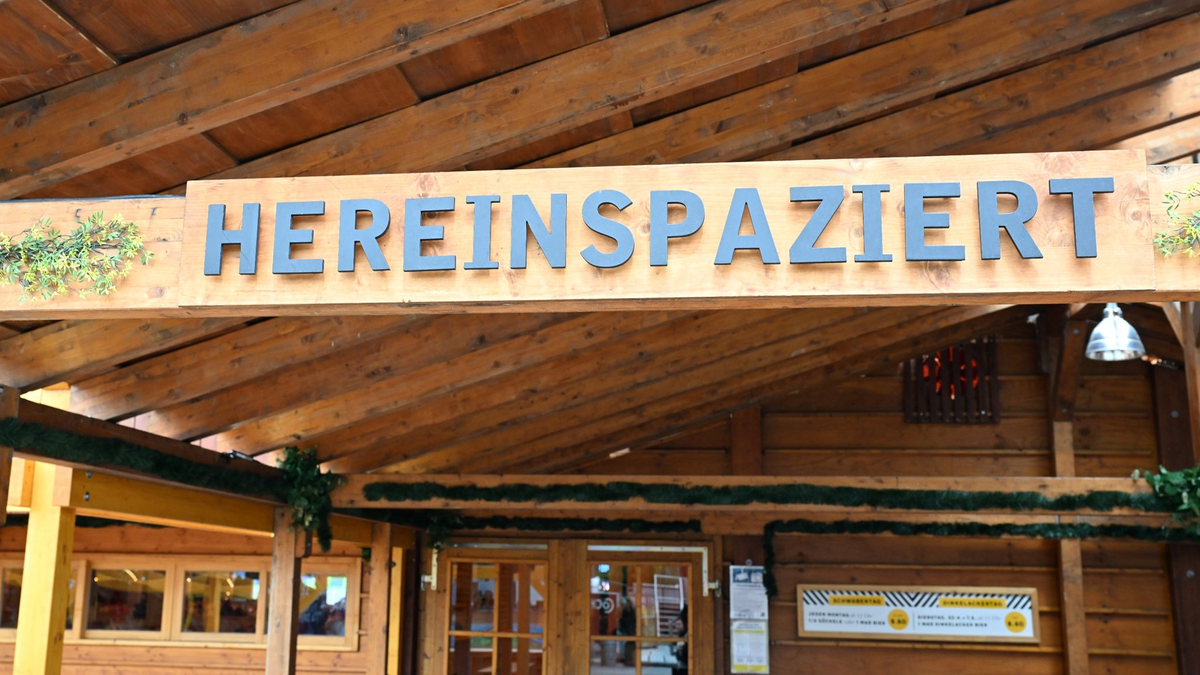 Zahlreiche Menschen klagten nach dem Besuch des Festzeltes auf dem Cannstatter Frühlingsfest über Magen-Darm-Beschwerden. - Foto: Bernd Weißbrod/dpa