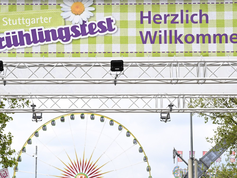 Hunderte Besucher klagten nach dem Besuch eines Festzeltes (nicht im Bild) auf dem Stuttgarter Frühlingsfest über Magen-Darm-Beschwerden. - Foto: Bernd Weißbrod/dpa