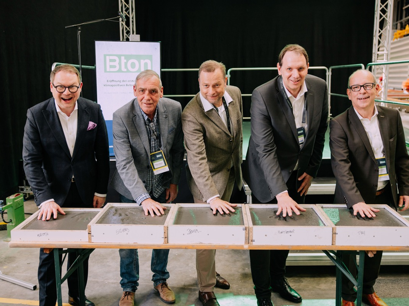 Erste Fabrik für klimapositiven Beton in Deutschland eröffnet / Das Unternehmen Bton leistet innovativen Beitrag zur ökologischen Bauwende - Foto: presseportal.de