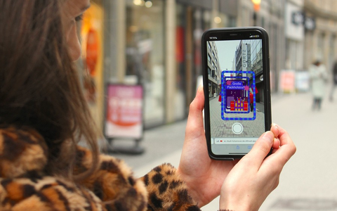 Augmented Straßenschilder geht in die zweite Runde: Hannover erweitert den öffentlichen digitalen Raum für alle! - Foto: presseportal.de