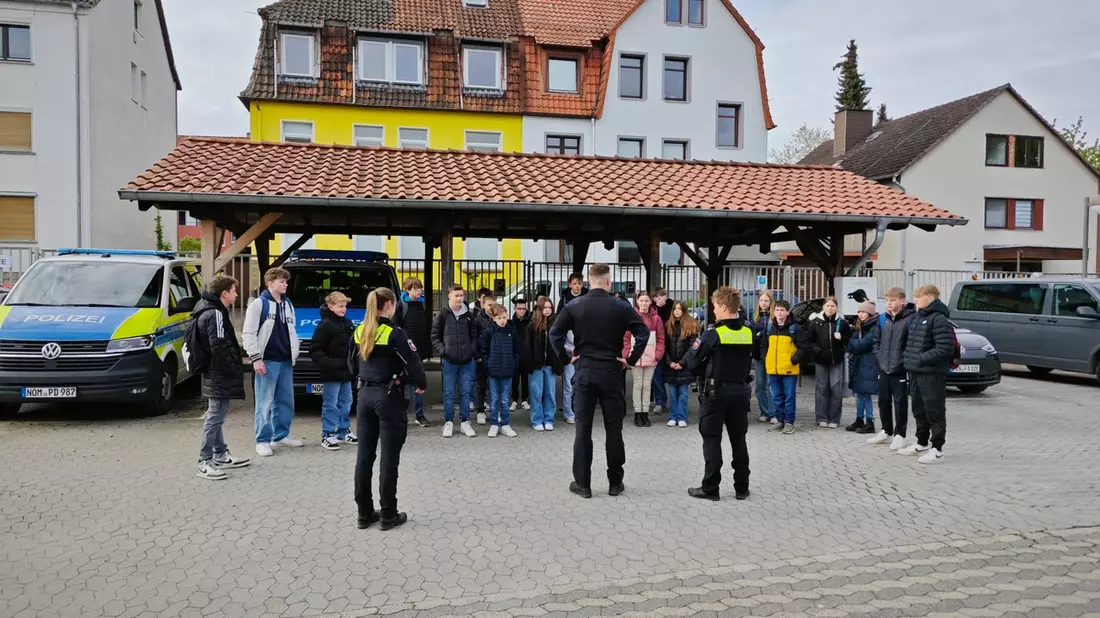 POL-HM: Zukunftstag in der Polizeiinspektion Hameln-Pyrmont/Holzminden - Bild: presseportal.de
