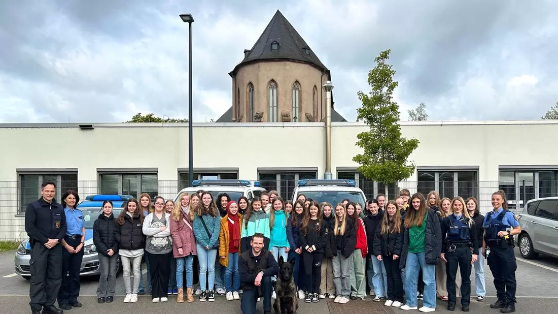 POL-PDTR: Girls Day 2024 Ein spannender Tag bei der Polizeiinspektion und Kriminalinspektion Trier - Bild: presseportal.de