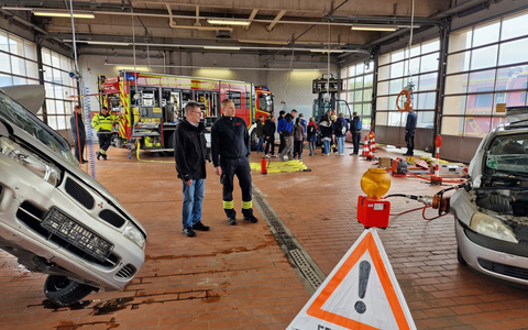 FW Bremerhaven: Zukunftstag 2024 bei der Feuerwehr Bremerhaven - Foto: presseportal.de