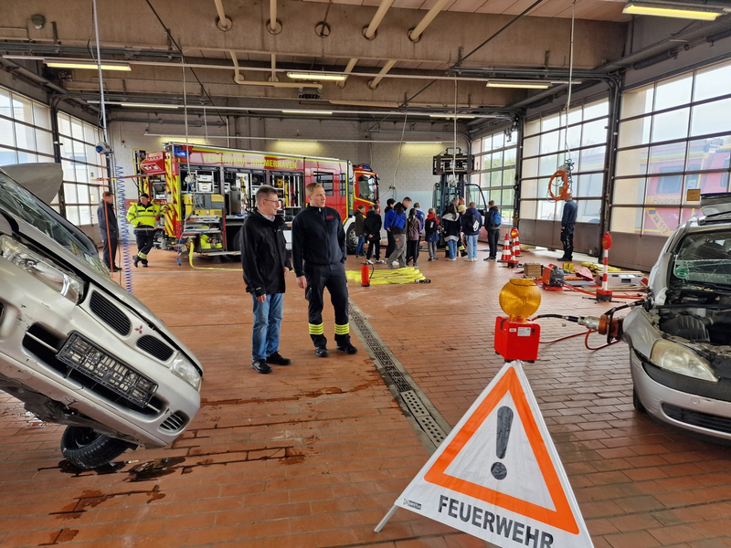 FW Bremerhaven: Zukunftstag 2024 bei der Feuerwehr Bremerhaven - Foto: presseportal.de