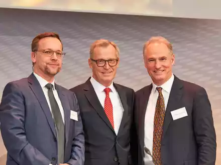 Erste Hauptversammlung als Aktiengesellschaft / Neue Unternehmensstrategie stellt strategische Weichen - Foto: presseportal.de