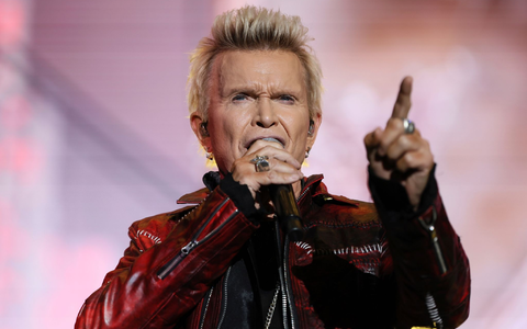 Der britische Sänger Billy Idol startete in den USA richtig durch. - Foto: Ginnette Riquelme/AP/dpa