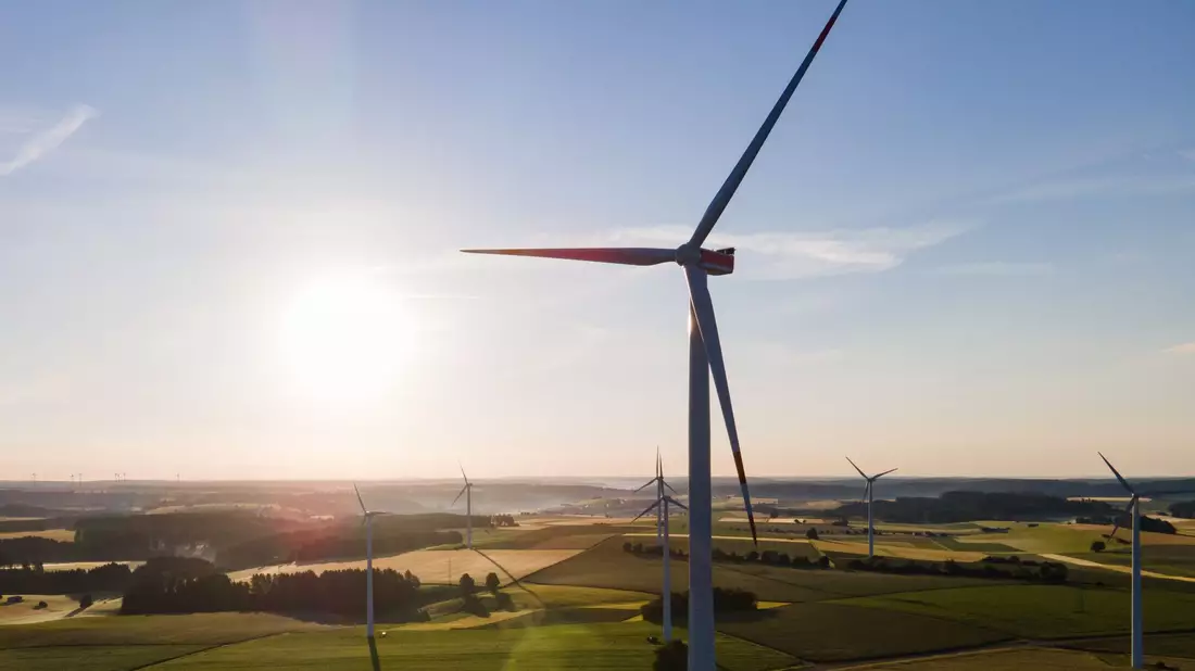 Der Ausbau Erneuerbarer Energien hat zuletzt deutlich zugelegt. - Bild: Tom Weller/dpa