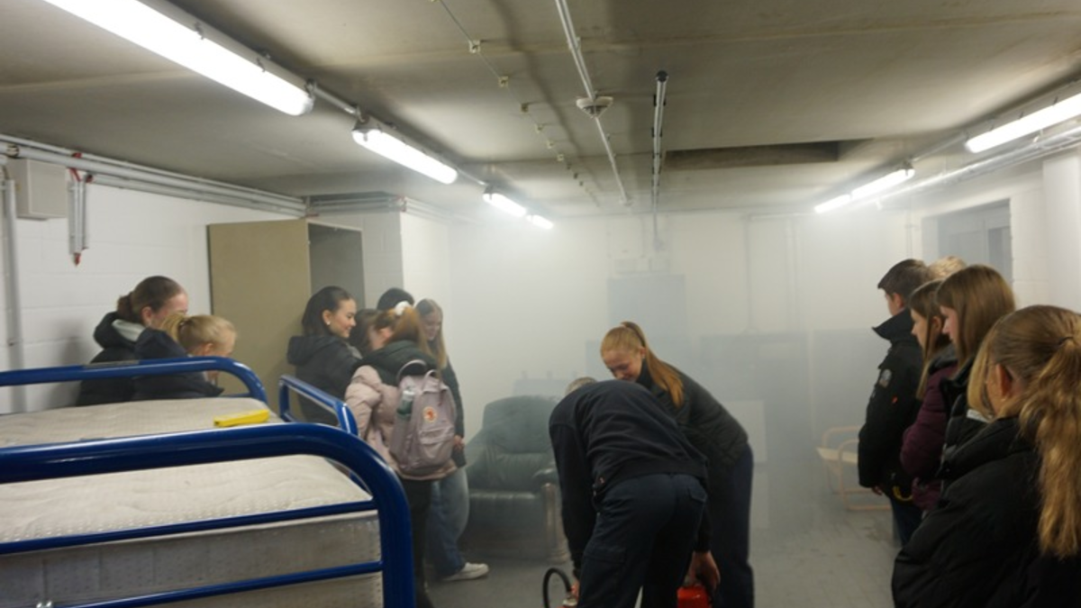 FW Ratingen: Girls' and Boys' Day bei der Feuerwehr Ratingen - Foto: presseportal.de