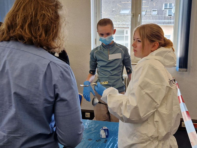 POL-PPRP: girls,girls,girls! - Girls' Day 2024 im Polizeipräsidium Rheinpfalz - Foto: presseportal.de