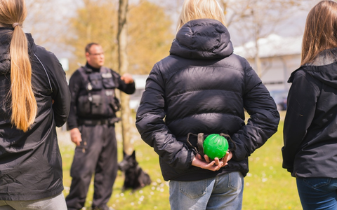 BPOL-HRO: GirlsDay-Zukunftstag bei der Bundespolizeiinspektion Rostock - Foto: presseportal.de