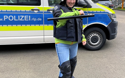 POL-PPWP: Girls' Day bringt Frauenpower in die Polizeidienststellen - Foto: presseportal.de