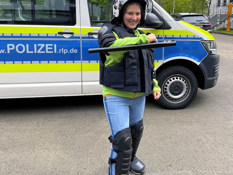 POL-PPWP: Girls' Day bringt Frauenpower in die Polizeidienststellen - Foto: presseportal.de