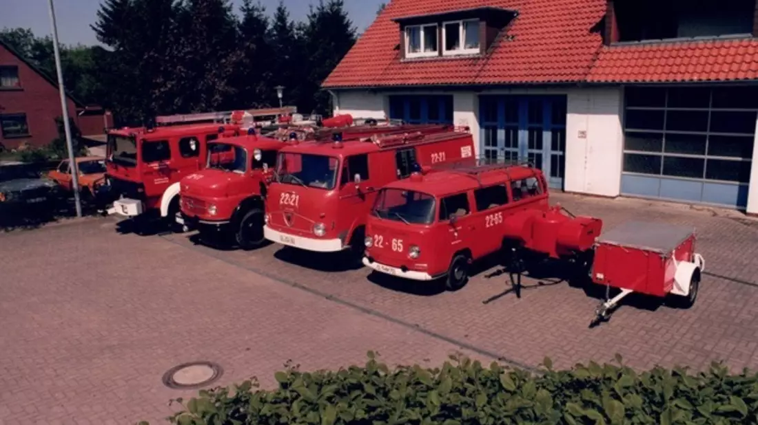 FW-OLL: 100 Jahre Freiwillige Feuerwehr Bookholzberg: Ein Jahrhundert Einsatzbereitschaft und Gemeinschaft - Bild: presseportal.de