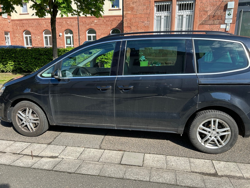 POL-PDLD: VW Sharan auf dem Netto-Parkplatz in Annweiler zerkratzt - Foto: presseportal.de