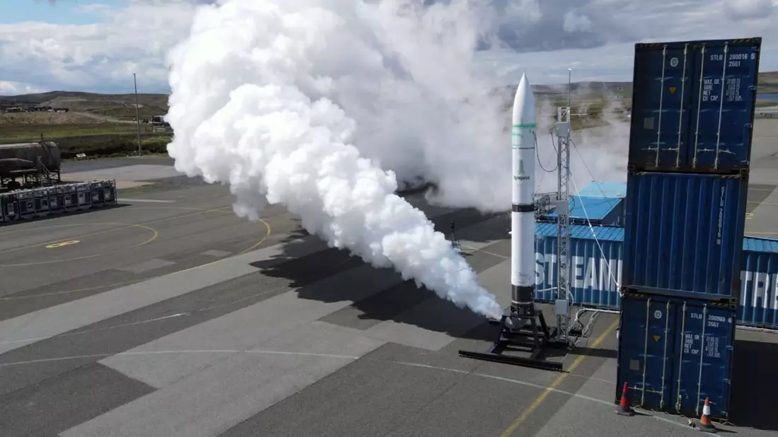60 Kilometer in die Höhe will das Unternehmen HyImpulse die Trägerrakete SR75 schicken. - Bild: HyImpulse/dpa