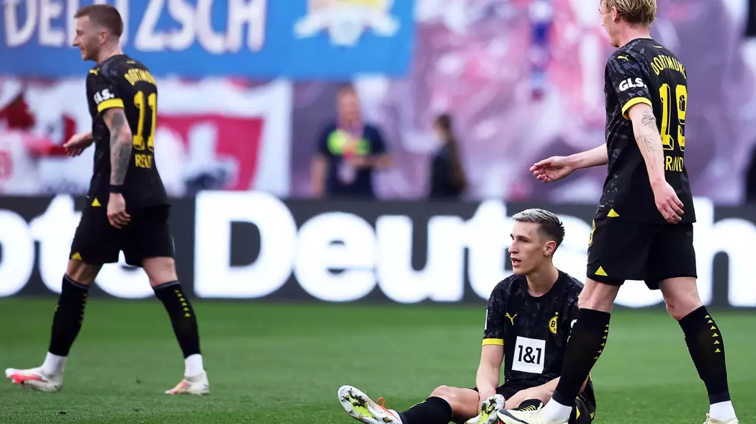 In Leipzig machte das Team von Borussia Dortmund keine gute Figur. - Bild: Jan Woitas/dpa