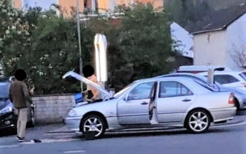 POL-PDTR: Ölspur B41 - Verursacher gesucht - Foto: presseportal.de