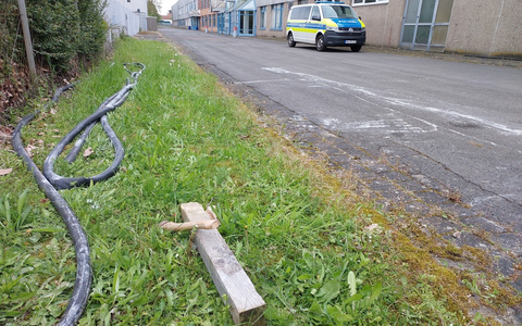 POL-HM: Hoher Schaden nach Diebstahl von ca. 80 Meter Kupferkabel - Zeugen gesucht - Foto: presseportal.de