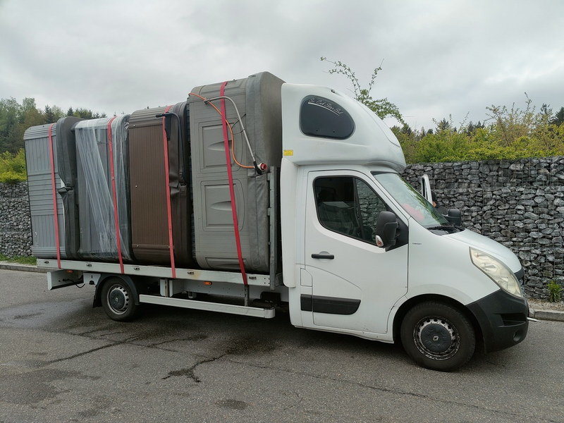 HZA-UL: Whirlpools aus der Schweiz geschmuggelt - Foto: presseportal.de