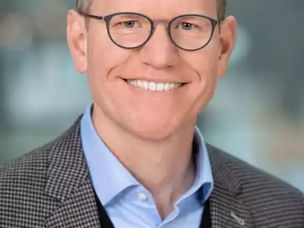 Tobias Ziesmer ist neuer Geschäftsführer bei HUK-COBURG Autowelt und Autoservice - Foto: presseportal.de