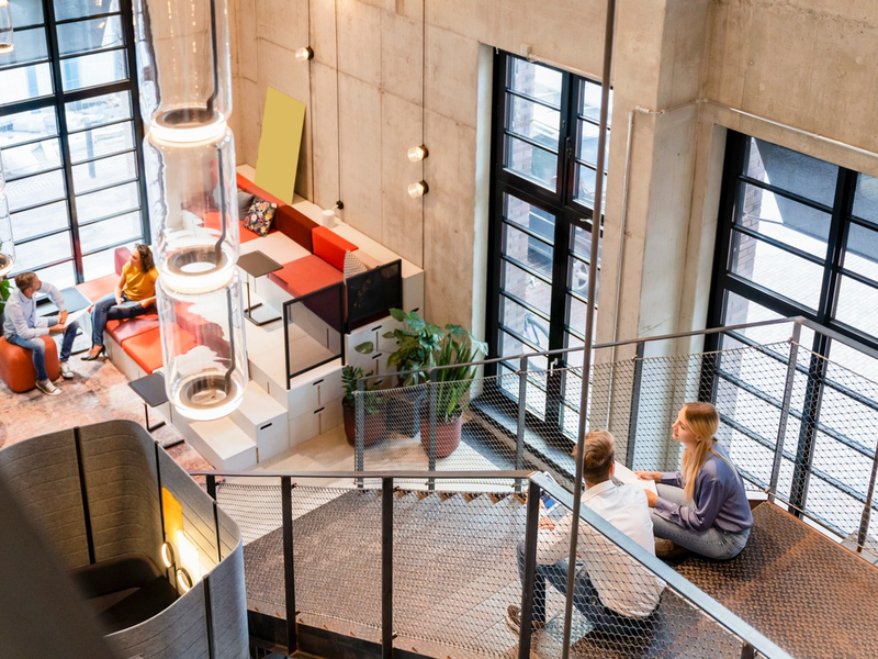 Wer braucht das Büro und wenn ja, wie viele? / Acht Thesen zur Zukunft der Arbeit - Foto: presseportal.de