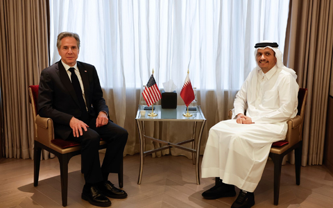 US-AuĂenminister Antony Blinken (l.) trifft sich mit Katars Premierminister und AuĂenminister Mohammed bin Abdulrahman bin Jassim Al Thani in Riad. - Foto: Evelyn Hockstein/Pool Reuters/AP/dpa US-AuĂenminister Antony Blinken (l.) trifft sich mit Katars Premierminister und AuĂenminister Mohammed bin Abdulrahman bin Jassim Al Thani in Riad. - Foto: Evelyn Hockstein/Pool Reuters/AP/dpa