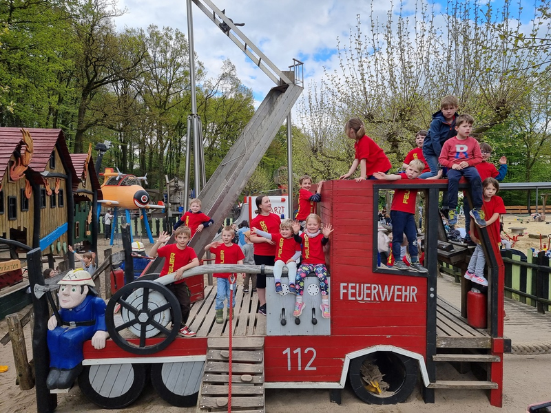 FW-WRN: Die Familien vom LZ1 erlebten einen unvergesslichen Familientag im Kettelerhof - Foto: presseportal.de