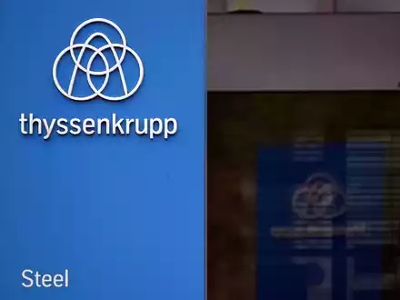 Man wolle für möglichst viele Beschäftigte langfristige Perspektiven schaffen, sagt Thyssenkrupps Stahlchef Dennis Grimm. (Archivbild) - Foto: Federico Gambarini/dpa